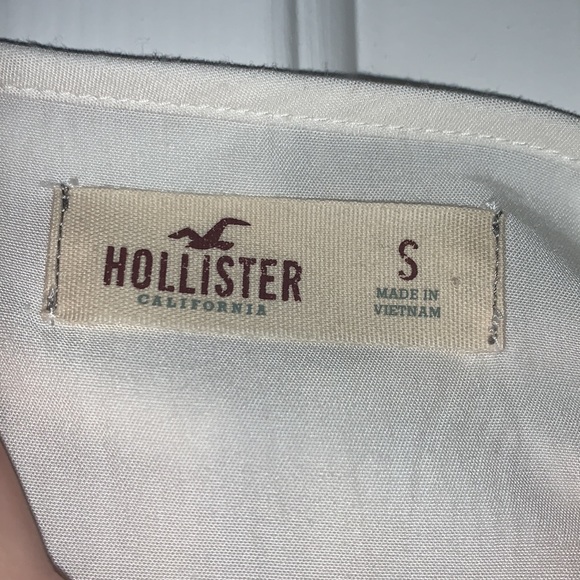 Lace dress - Picture 4 of 4